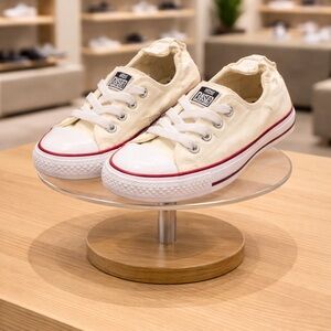 Converse All Star Sneakers Womans 8.5 Cream White Low Top Canvas Casual